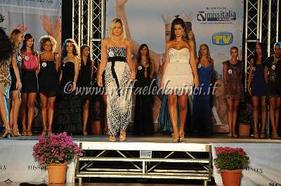 ELEGANTE MISS VALLEVERDE SIICLIA 18.8.2010 (212).JPG